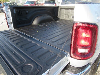2027 RAM 2500 RAM 2500 TRADESMAN CREW CAB 4X4 6'4' BOX