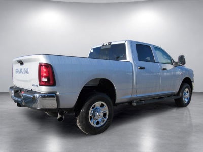 2027 RAM 2500 RAM 2500 TRADESMAN CREW CAB 4X4 6'4' BOX