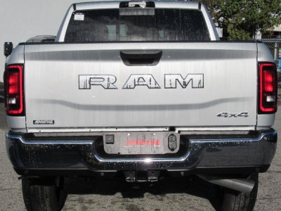 2027 RAM 2500 RAM 2500 TRADESMAN CREW CAB 4X4 6'4' BOX