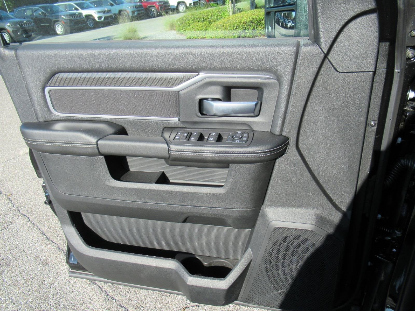 2026 RAM Ram 3500 RAM 3500 BIG HORN CREW CAB 4X4 8' BOX