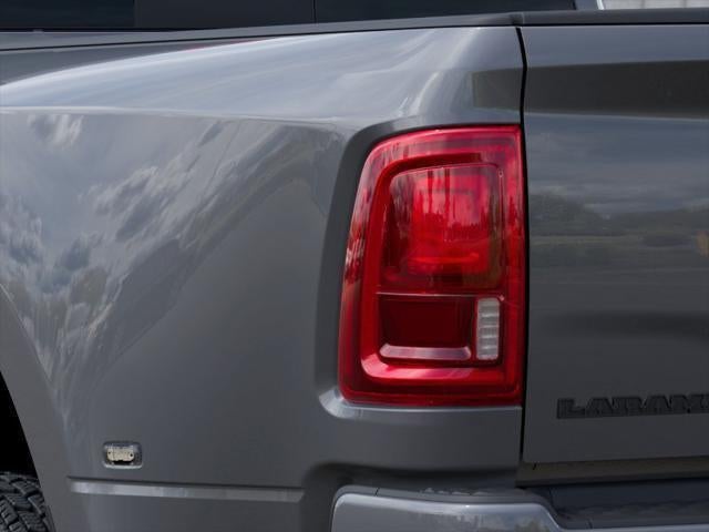 2027 RAM Ram 3500 RAM 3500 LARAMIE CREW CAB 4X4 8' BOX
