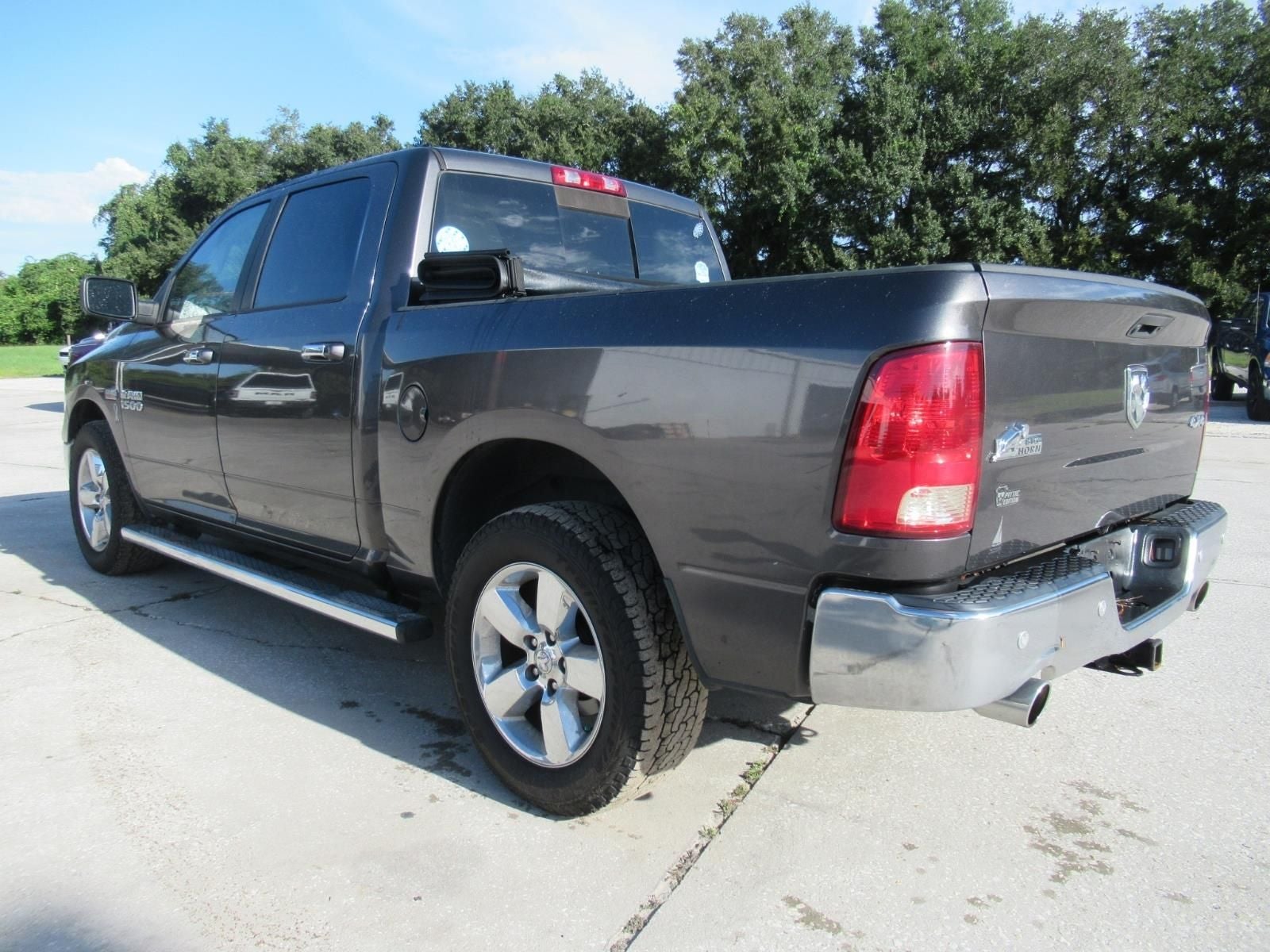 2017 RAM 1500 Big Horn Crew Cab 4x4 5'7' Box