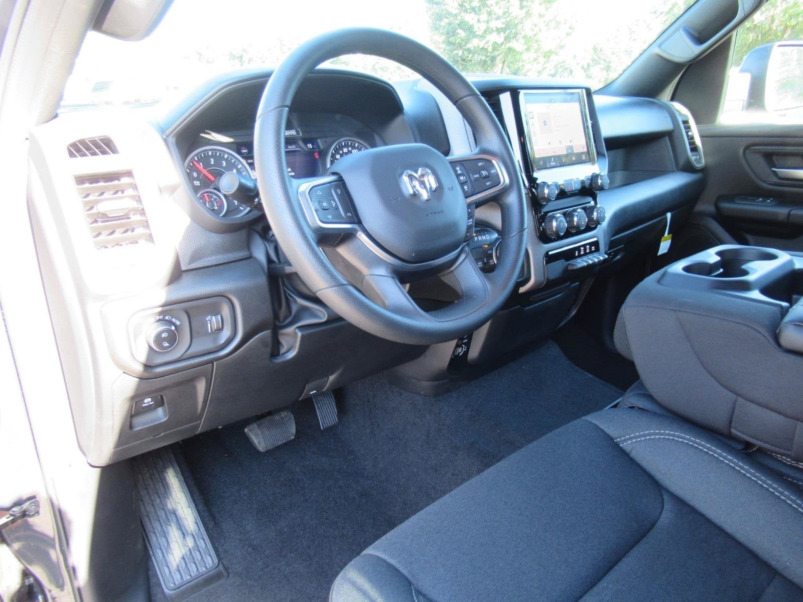 2027 RAM 1500 RAM 1500 WARLOCK CREW CAB 4X4 5'7' BOX