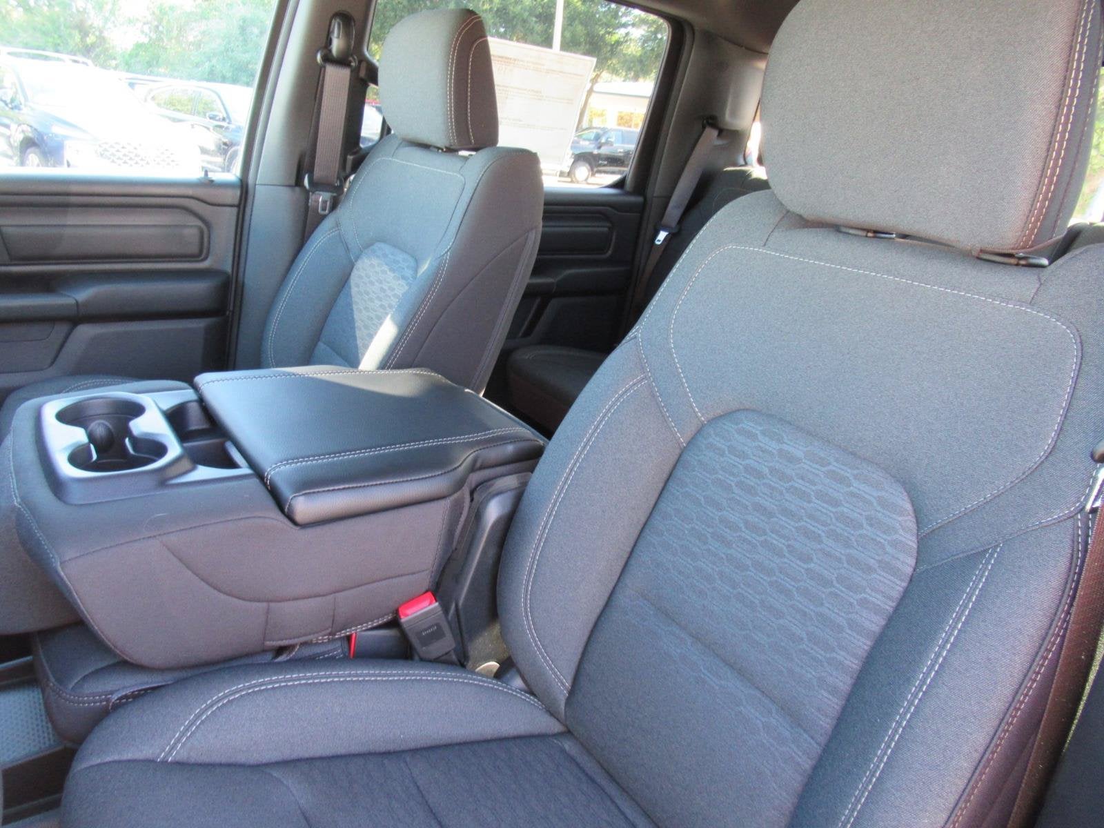 2027 RAM 1500 RAM 1500 WARLOCK CREW CAB 4X4 5'7' BOX