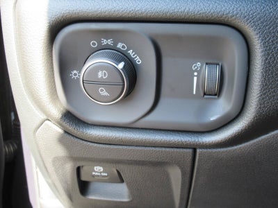 2027 RAM 1500 RAM 1500 WARLOCK CREW CAB 4X4 5'7' BOX