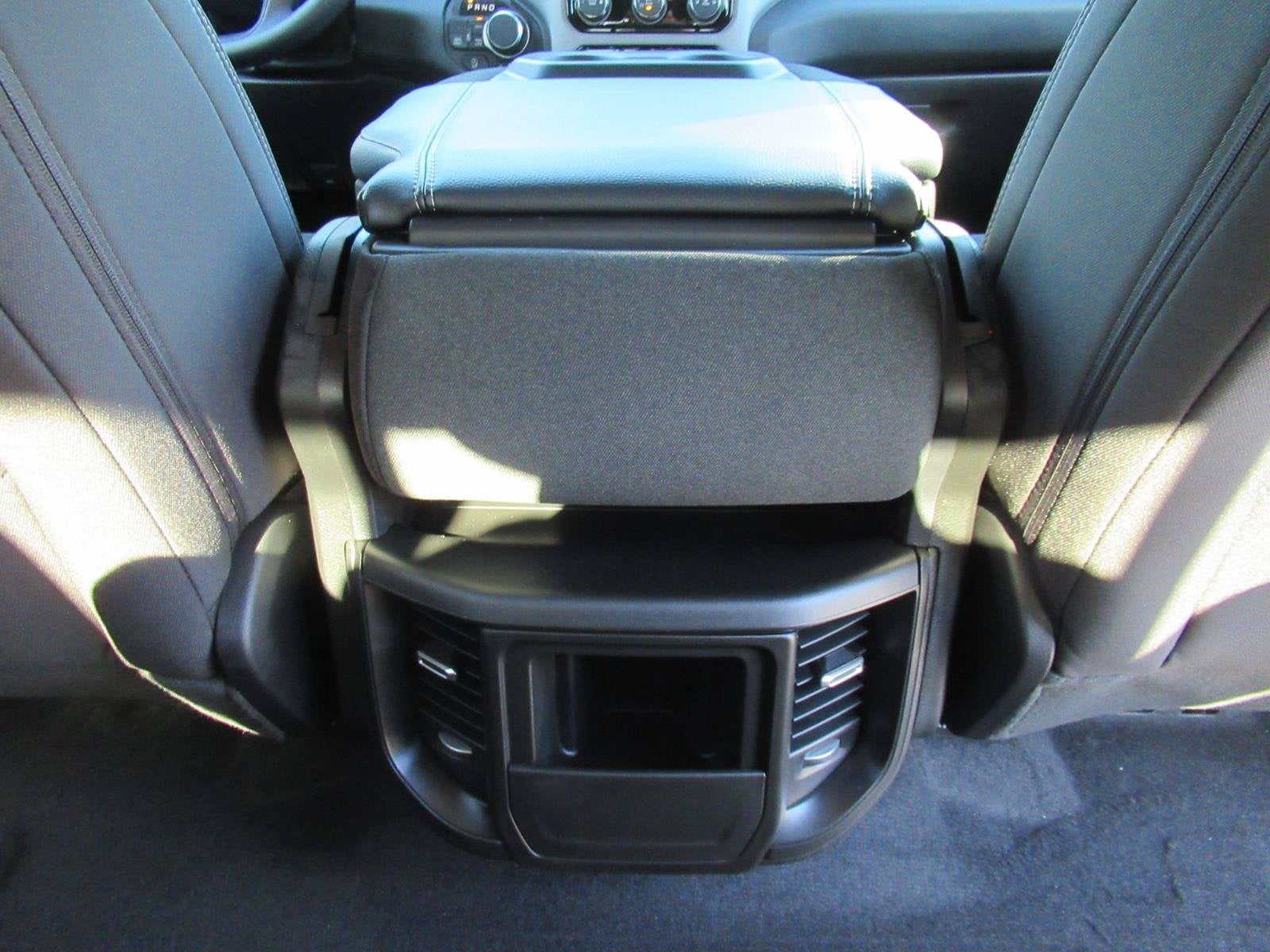 2027 RAM 1500 RAM 1500 WARLOCK CREW CAB 4X4 5'7' BOX
