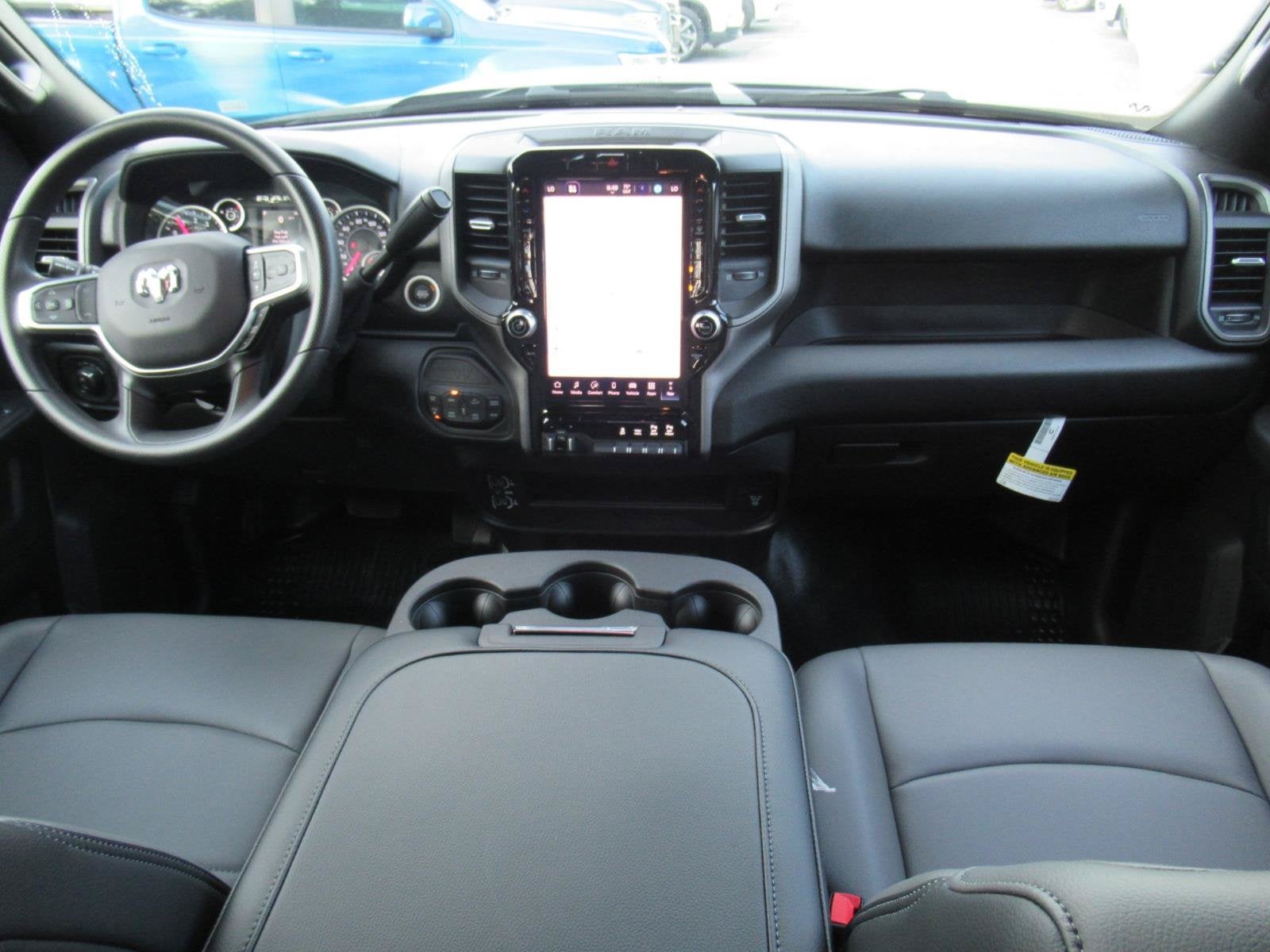 2027 RAM Ram 2500 RAM 2500 TRADESMAN CREW CAB 4X4 6'4' BOX