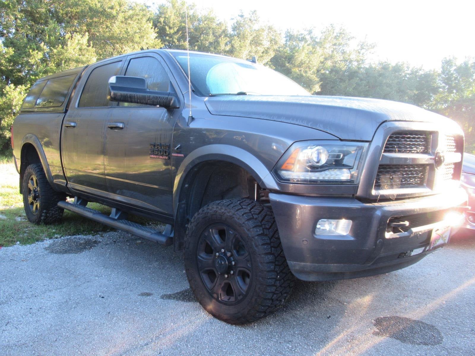 2017 RAM 2500 Laramie Crew Cab 4x4 6'4' Box