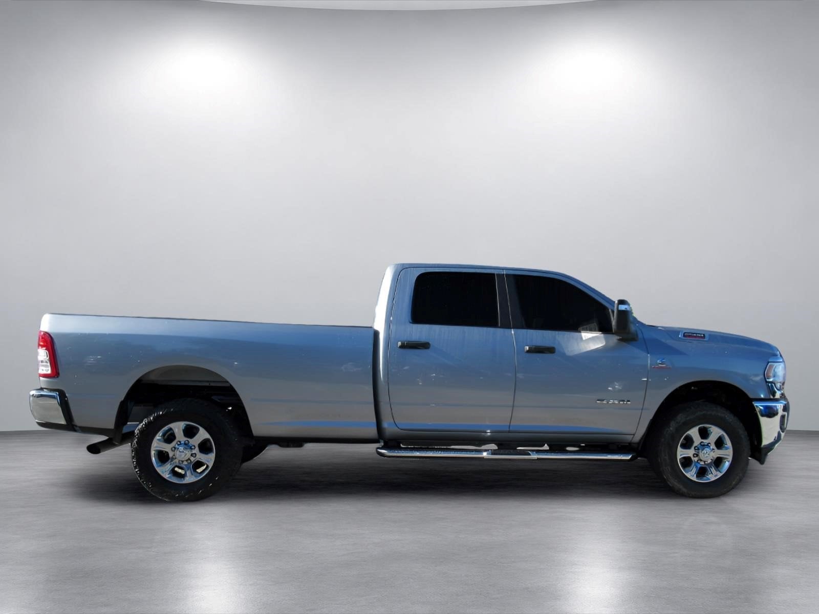 2024 RAM 2500 Big Horn Crew Cab 4x4 8' Box