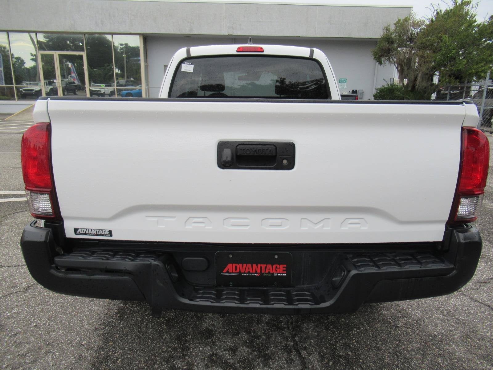 2022 Toyota Tacoma SR