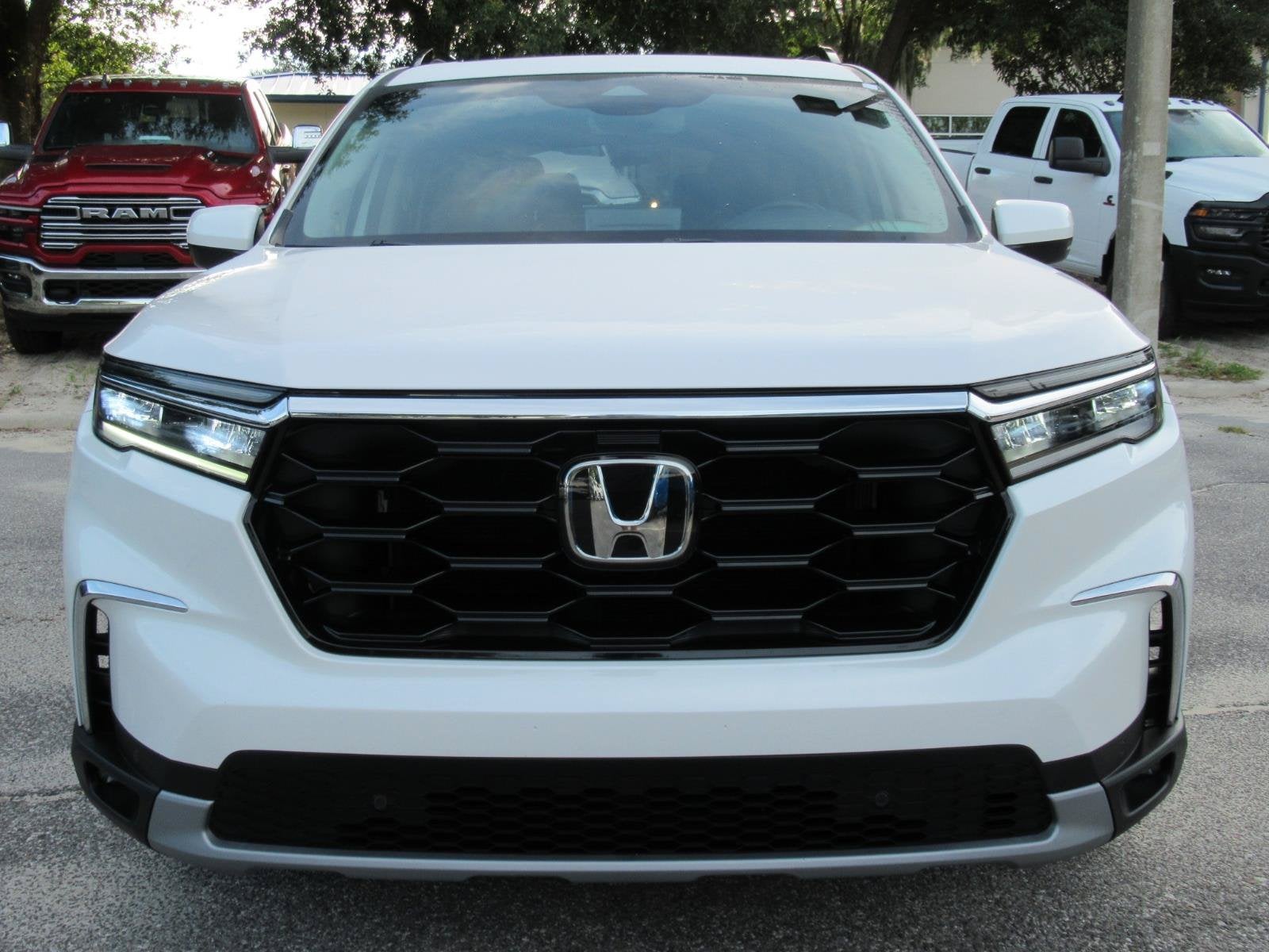 2025 Honda Pilot Touring
