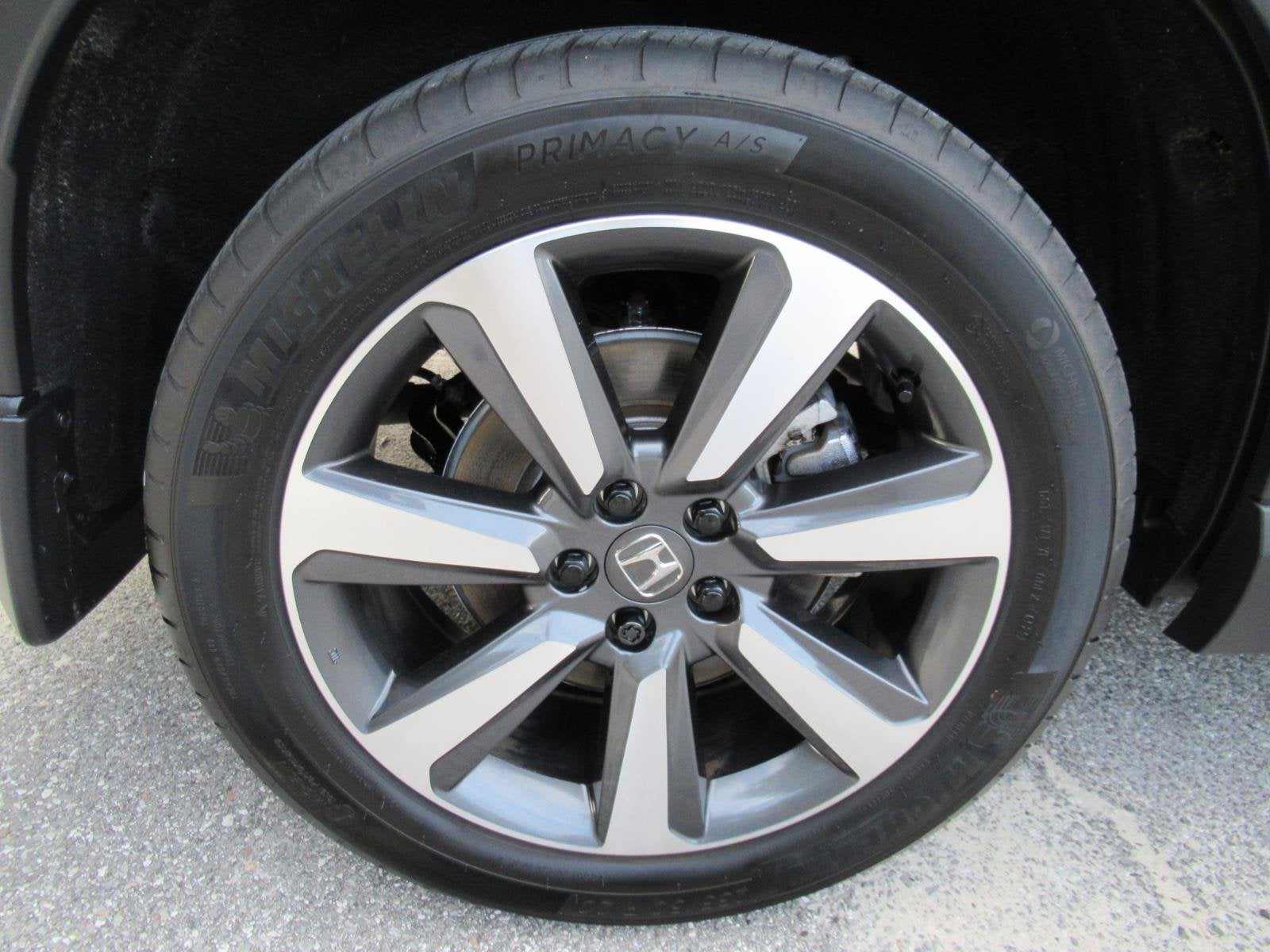 2025 Honda Pilot Touring
